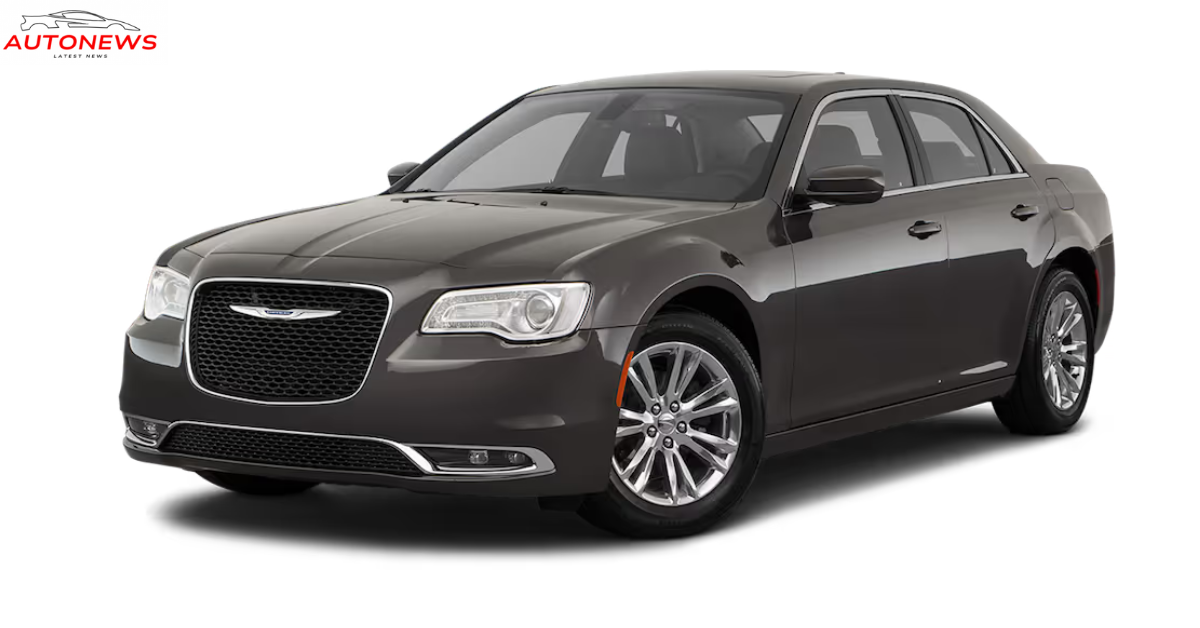 The Chrysler 300: A Classic American Luxury Sedan with Bold Presence